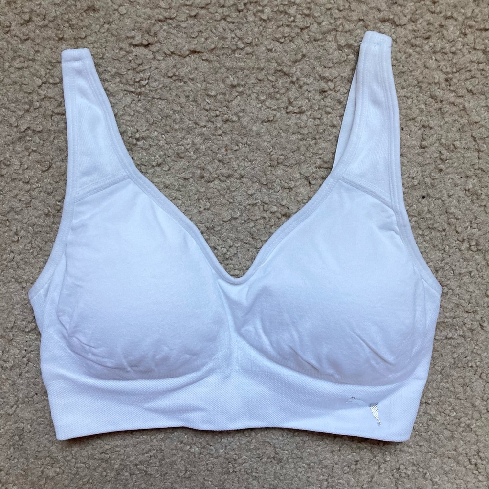 White PUMA Seamless Convertible Back Sports Bra